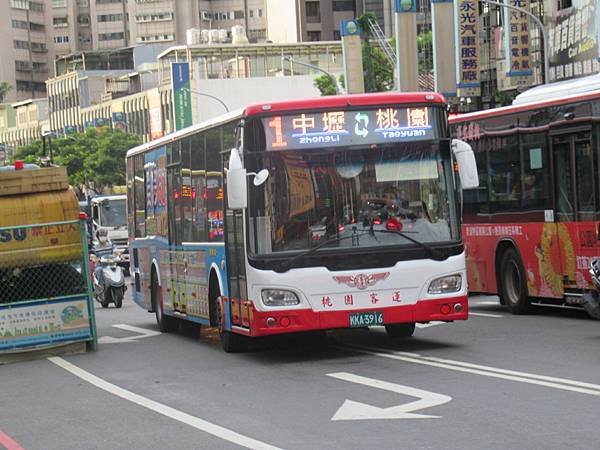 桃園市公車 1 中壢-桃園