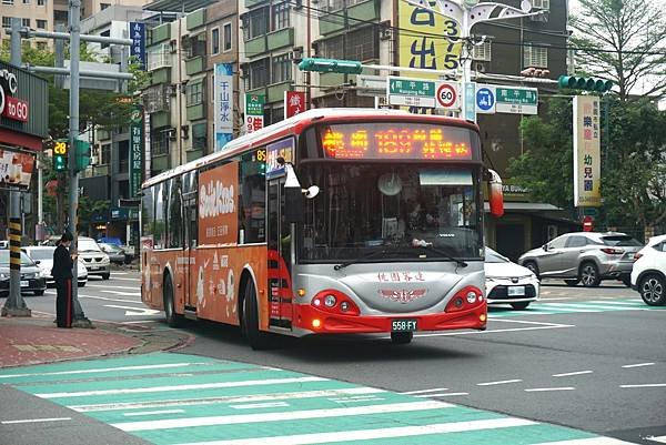 桃園客運 2013 VOLVO B7RLE 558-FY