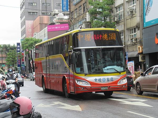 桃園市公車 1 中壢-桃園