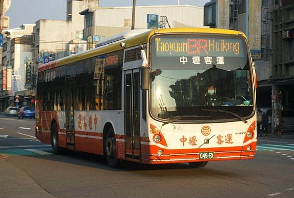 桃園市公車 BR 桃園-捷運迴龍站