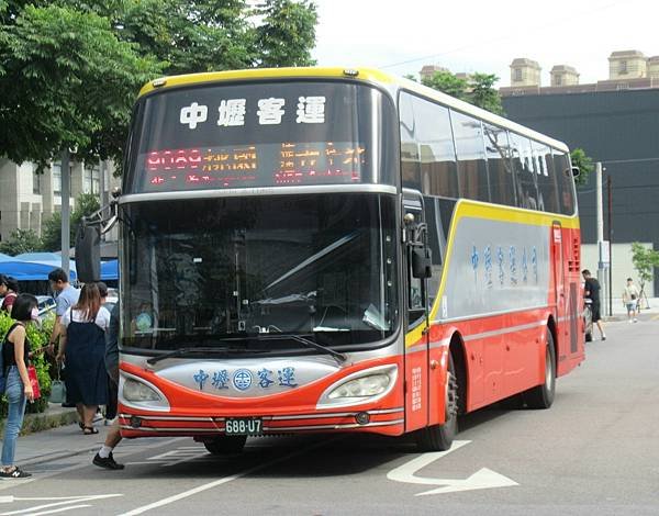 中壢客運 2017 HINO RN8JSVU-SSF 688