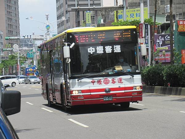 中壢客運 2017 YUTONG ZK6128HG 695-