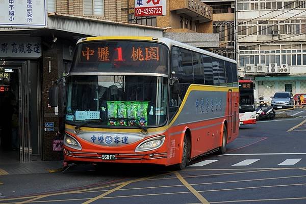 桃園市公車 1 中壢-桃園