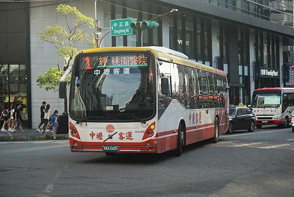 桃園市公車 1 中壢-桃園