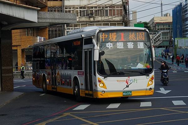 桃園市公車 1 中壢-桃園