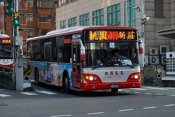 桃園市公車 5009 桃園-捷運泰山貴和站