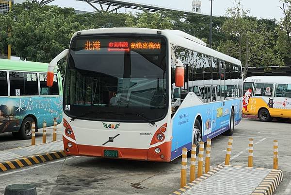 嘉義客運 2011 Volvo B7RLE 986-FT