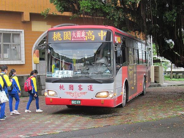 桃園客運 2010 HINO RK8JRSA 882-FP