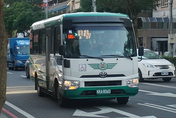 桃園市公車 605 長庚醫院-迴龍 (經青山路)_已停駛