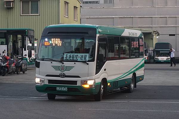 桃園市公車 605 長庚醫院-迴龍 (經青山路)_已停駛