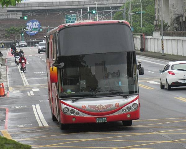 桃園客運 2010 FUSO RM11FNL2 919-FP