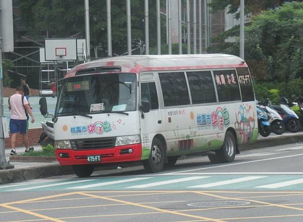 桃園客運 2011 Toyota Coaster XZB50