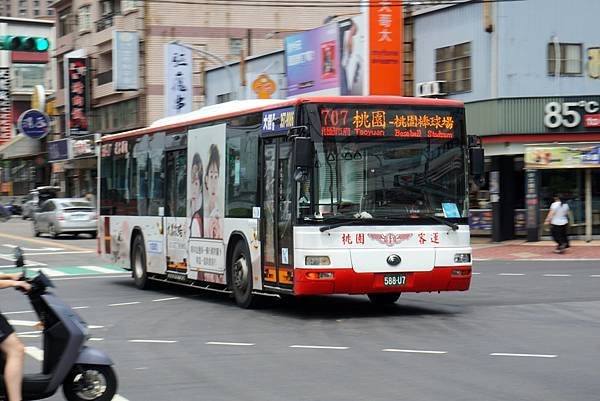 桃園客運 2015 YUTONG ZK6128HG 588-