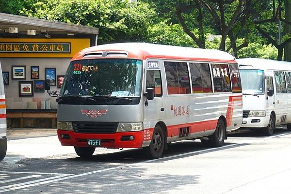 桃園客運 2011 Toyota Coaster XZB50