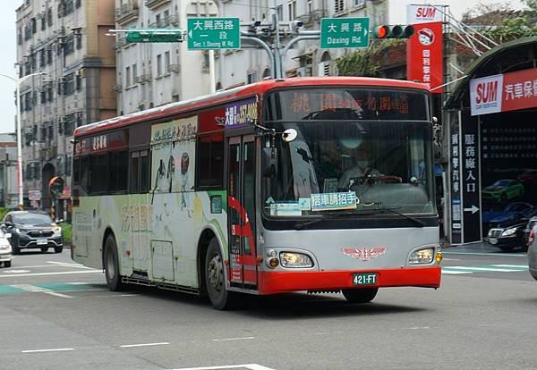 桃園客運 2011 HINO RK8JRSA 421-FT