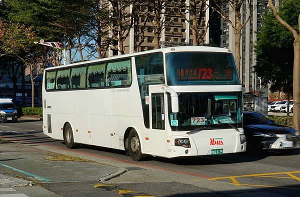 桃園市公車 723(A) 經國轉運站-捷運三重國小站 (改行