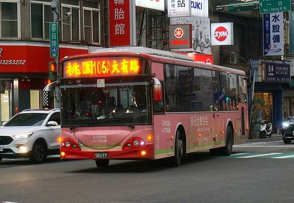 桃園客運 2013 VOLVO B7RLE 562-FY