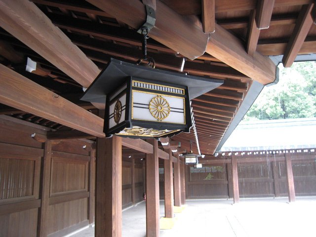 harajuku_meijijingu_tourou.jpg