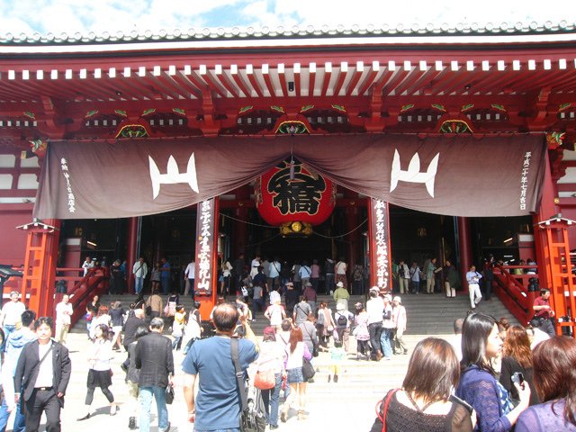 asakusa_temple_3.jpg