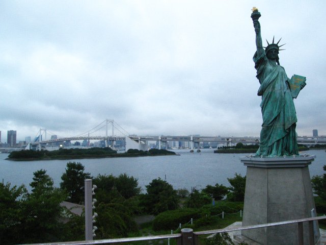 odaiba_statue_of_liberty.jpg