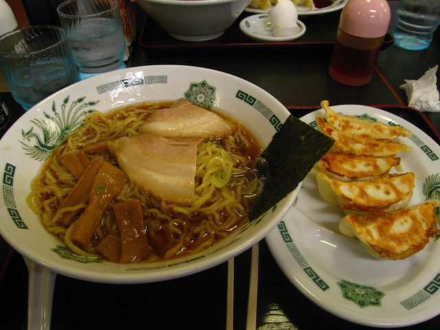 dinner_set.jpg