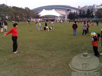 20120220-關於眼睛的動態追蹤與雙手的配合能力提升-拋接球