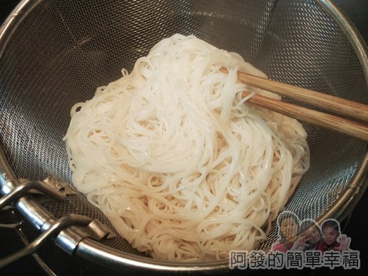 麻油雞麵線08-煮麵線