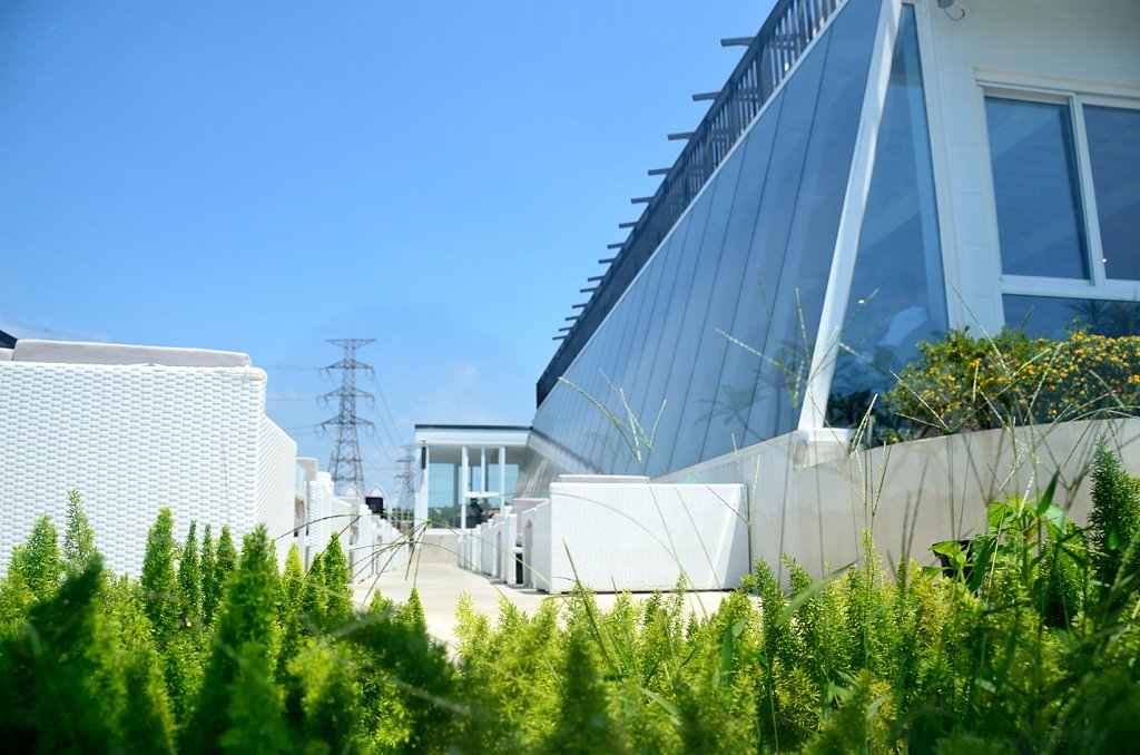 夏季三角景觀咖啡廳