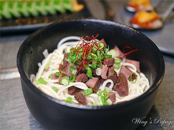 東區燒肉推薦，豆町村燒肉，桌邊烤肉服務，牛舌的魔方，干貝大麥