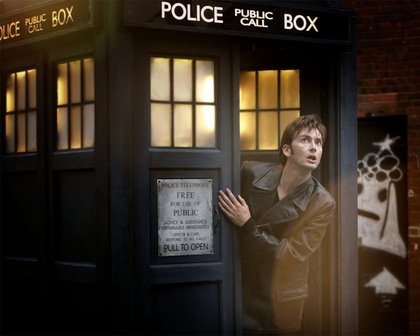 tardis david tennant doctor who tenth doctor 1280x1024 wallpaper_www.wallpapername.com_82