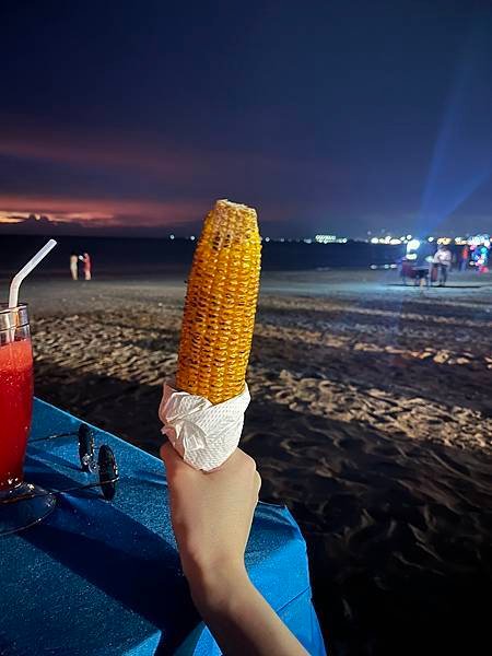 Lia Cafe｜金巴蘭海灘｜峇里島餐廳推薦｜夕陽下的浪漫海