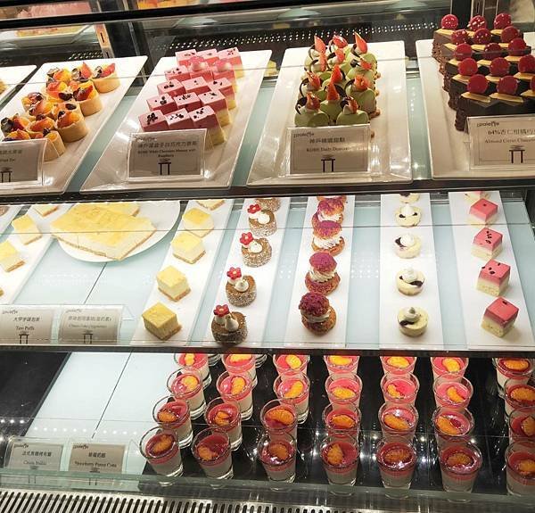 [台北美食]美福彩匯自助餐廳
