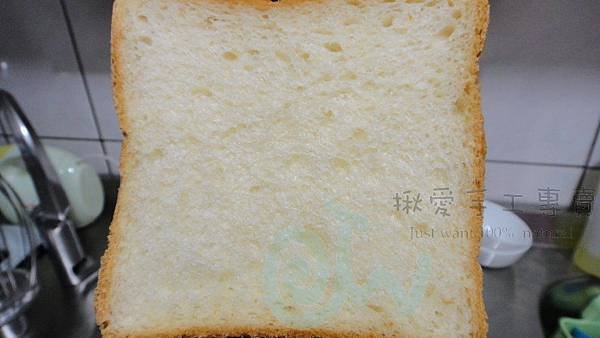西川功晃白吐司14