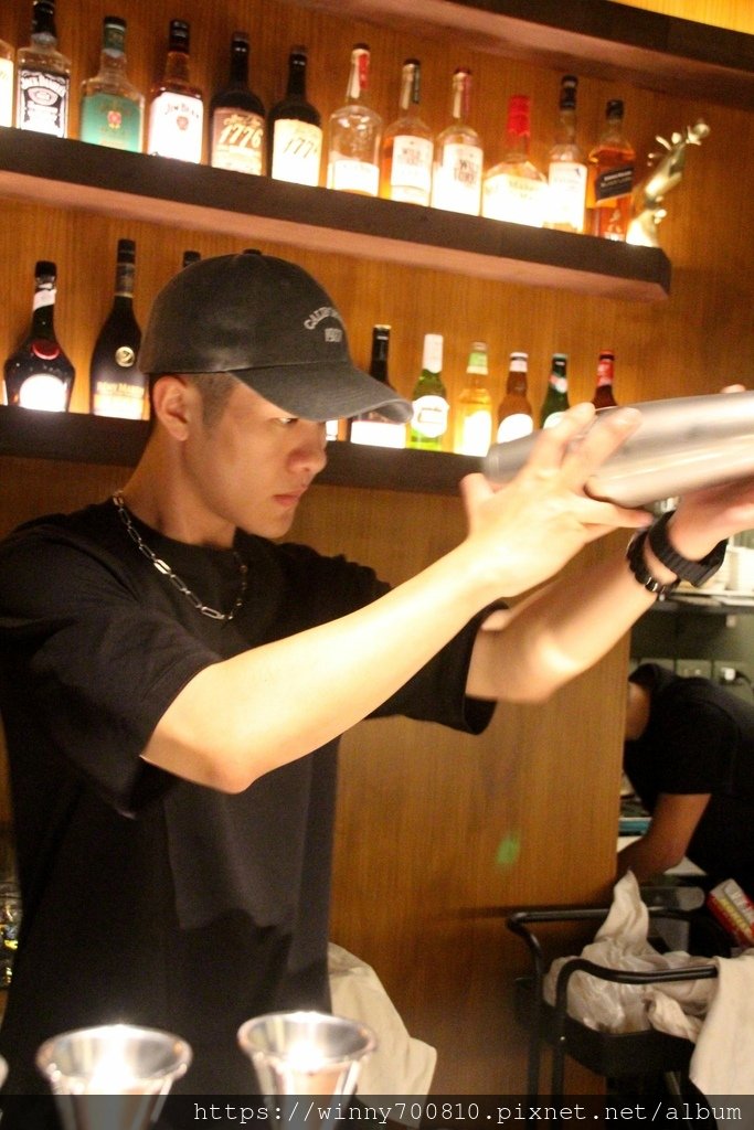 調酒師們最愛的酒吧【Dobar士林店】
