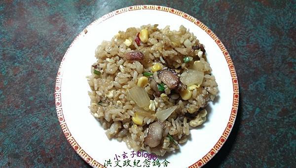 臘肉炒飯 (1).jpg