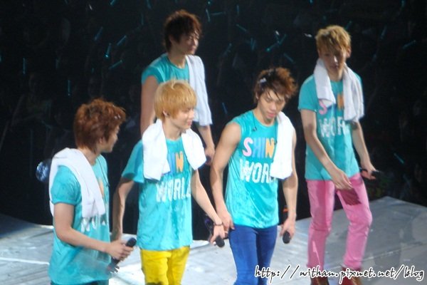 SHINee con06.JPG