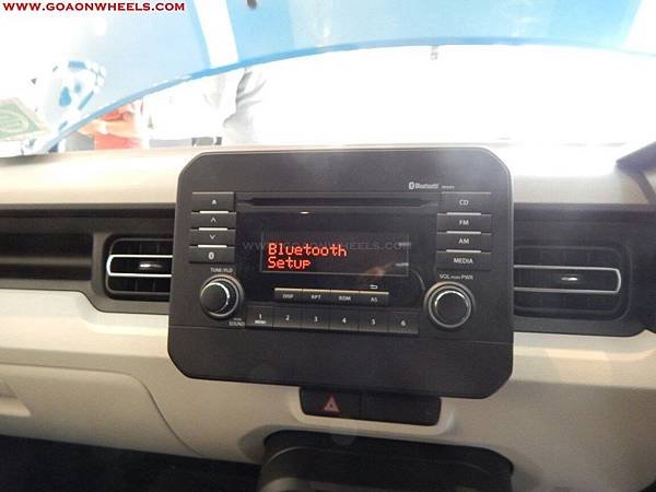 Maruti-Suzuki-Ignis-Interiors-4.jpg