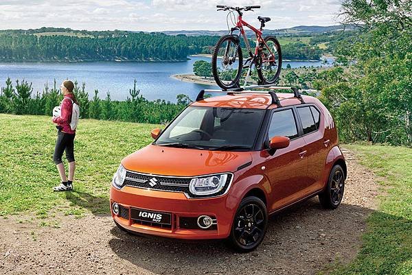 2017-Suzuki-Ignis-GLX-SUV-orange-press-image-1200x800-(1).jpg