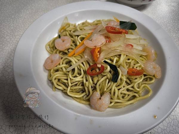 【嘉義西區美食】嘉義西市場不僅有超便宜的炒飯，甚至還有60元