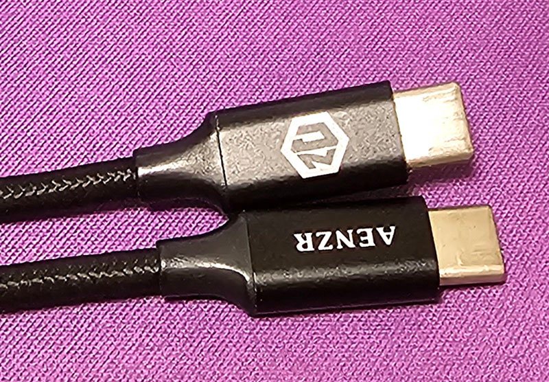 Apple iPhone 15 PRO搭配USB-C to 
