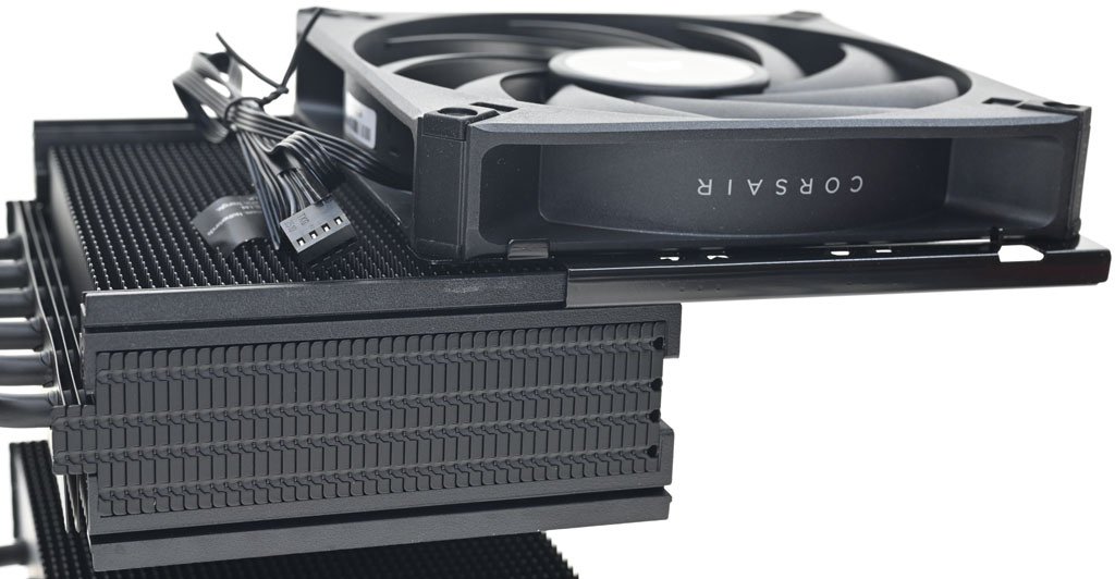 CORSAIR A115散熱器開箱