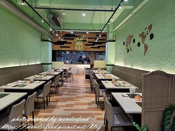 【覺醒鍋物】新莊幸福路人氣網美火鍋店 ★ 寵物友善/提供狗狗