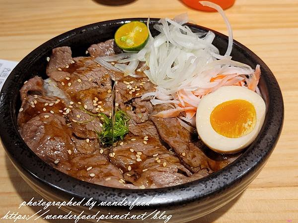 【森川丼丼(高雄楠梓店)】浮誇系日料/寵物友善 ★ 楠梓火車