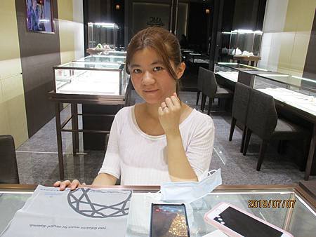 AMC鑽石婚戒鑽戒推薦07.07朱培豪2.JPG
