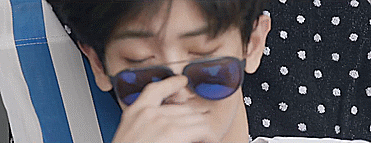 黑道大哥.gif