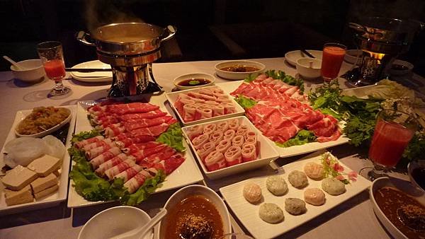 ting-ting-hot-pot-cbd-04.jpg