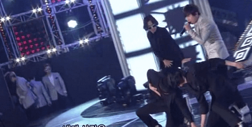 110424 슈퍼콘서트 원더풀제주 - 인터뷰+Love Song[(004461)16-07-44].PNG