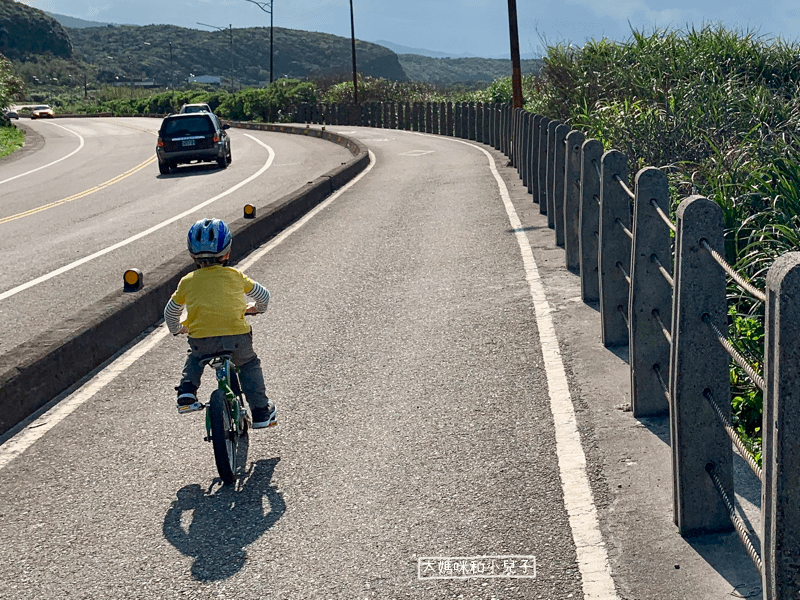 [帶小兒子騎北海岸] 福隆石城舊草嶺環狀線親子腳踏車攻略