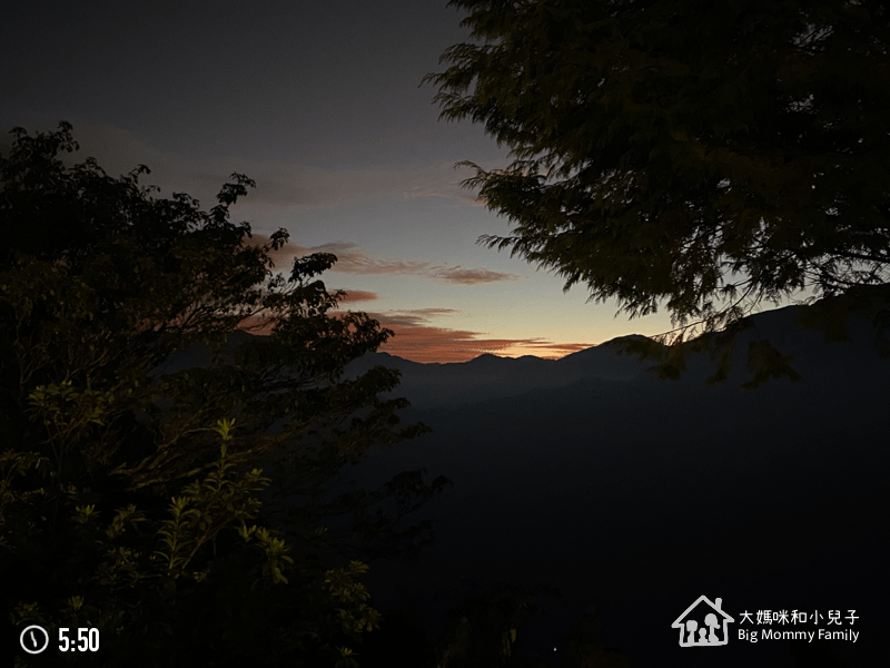 [帶小兒子去雲嘉] 原來阿里山日出是在天亮看並要注意高山症