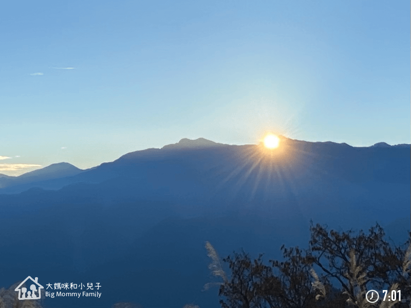 [帶小兒子去雲嘉] 原來阿里山日出是在天亮看並要注意高山症